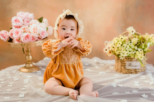 沛县宝宝吐舌头怎么回事